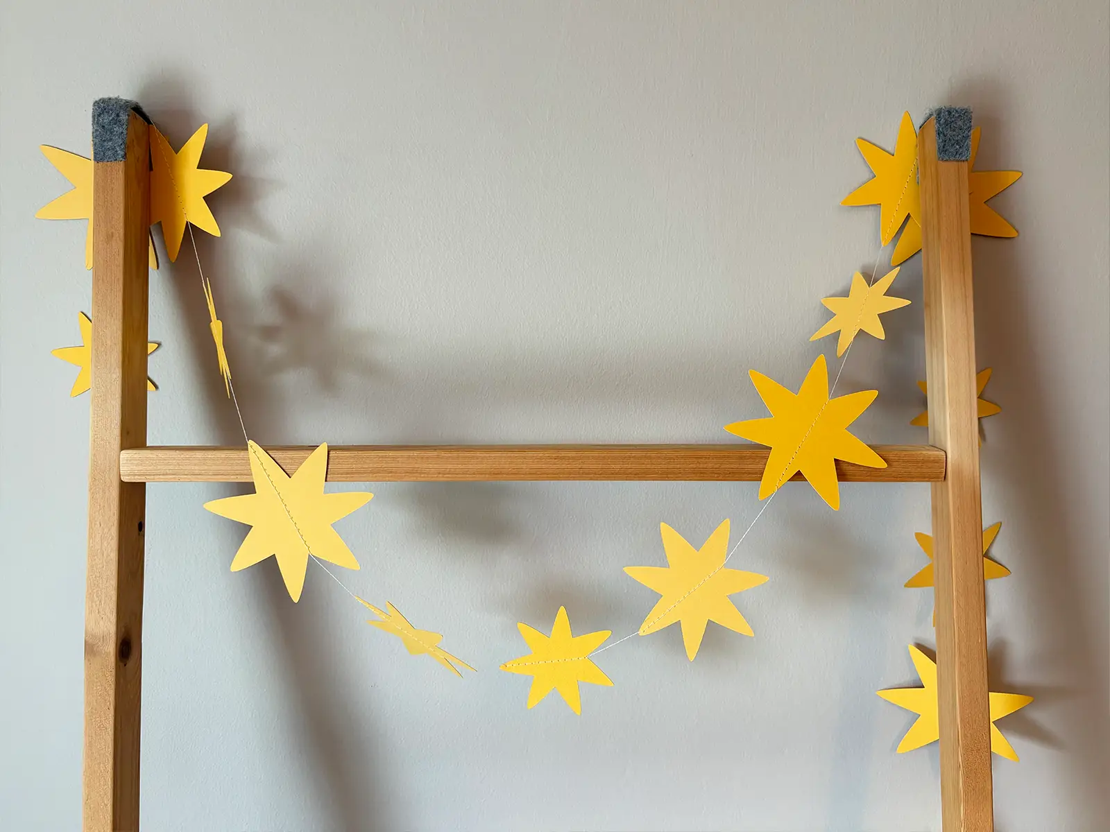 Winter Star Bunting